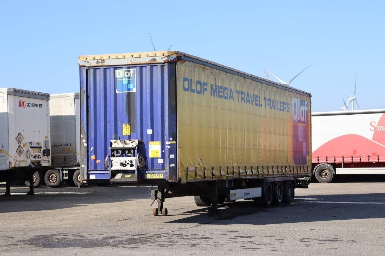 Curtainsider trailer Krone SD 2015