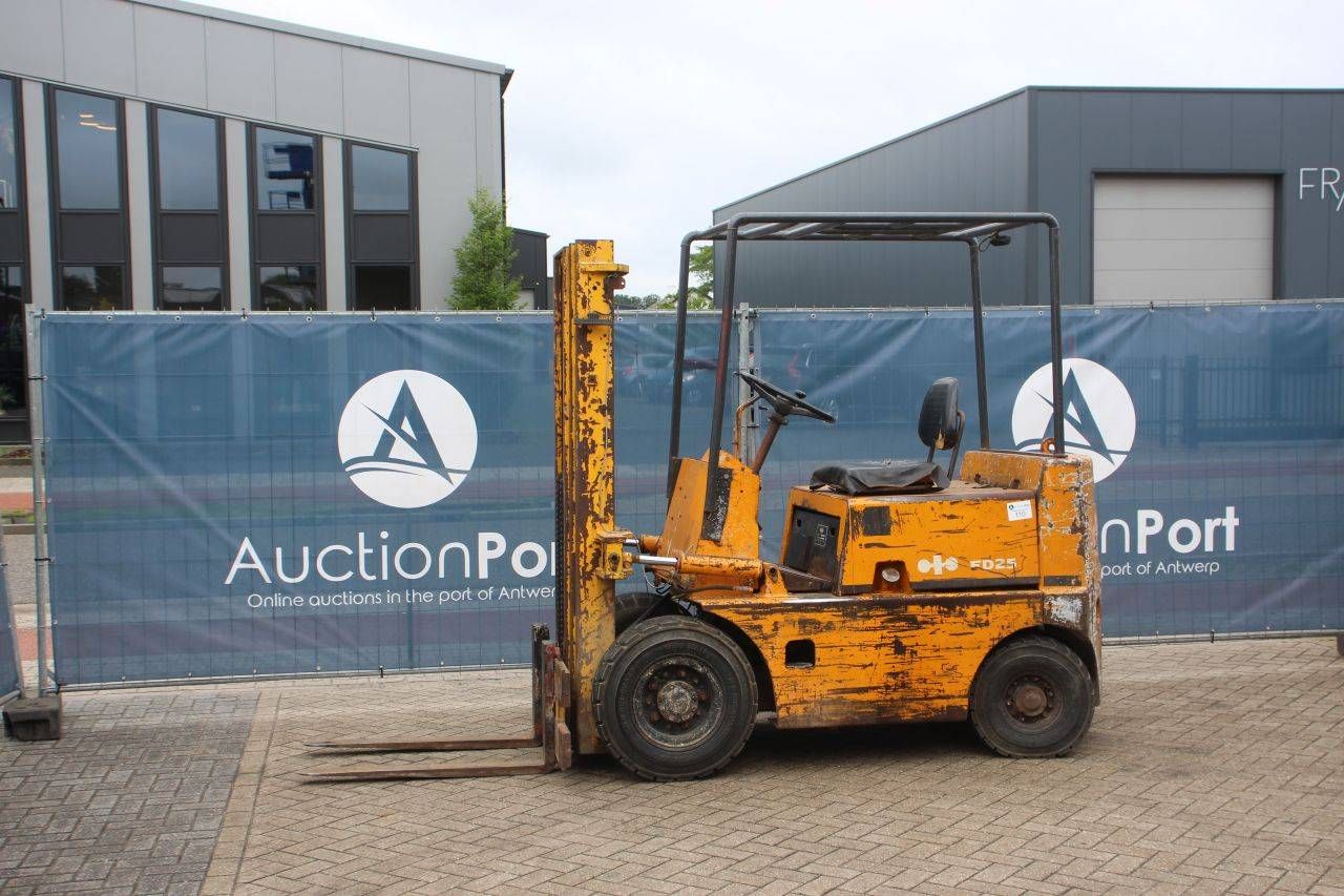 Forklift Komatsu FD25-6 Diesel 3.3m 2500kg