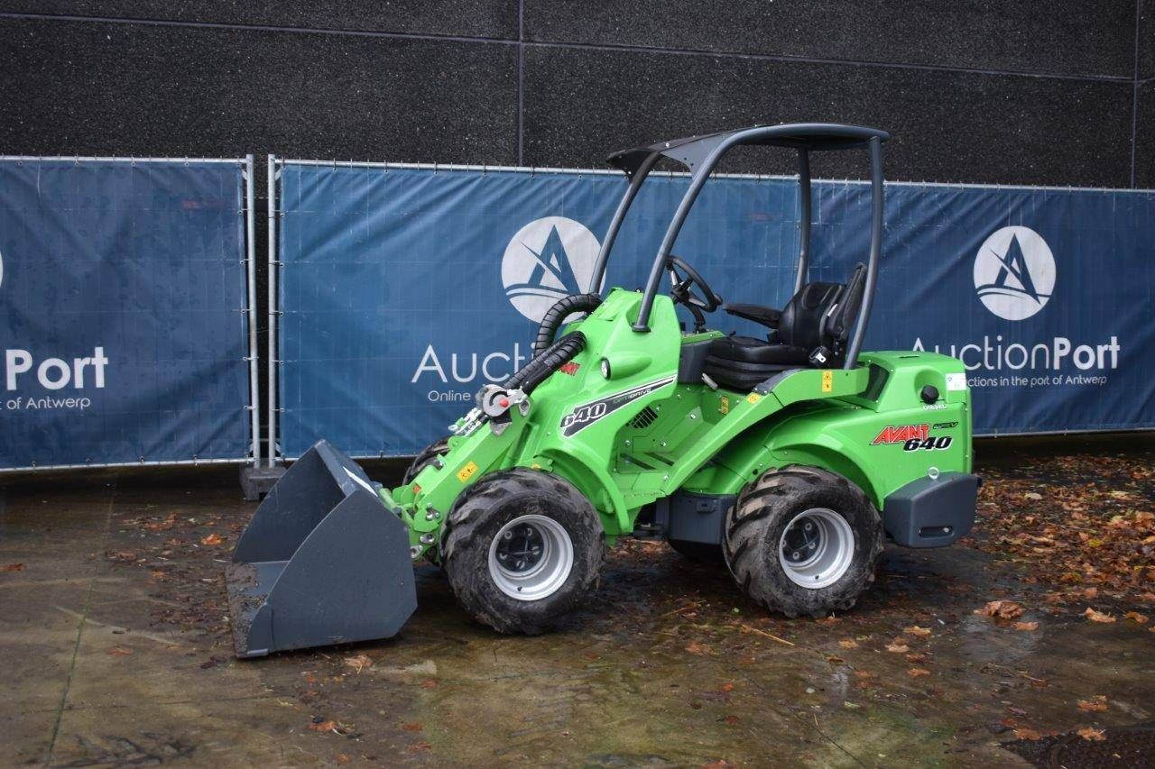 Skid steer loader Avant 640 Diesel