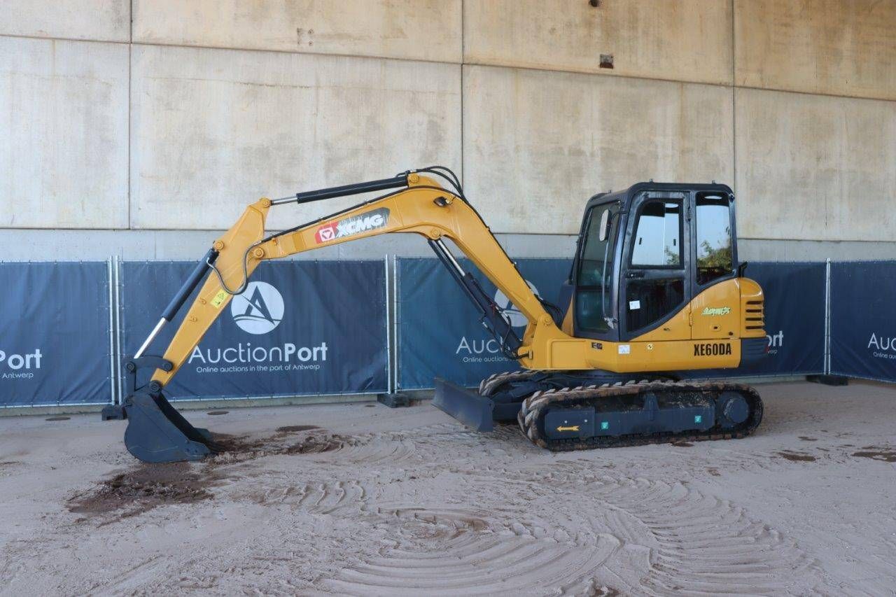 Mini digger XCMG XE60DA Diesel 49hp 2023