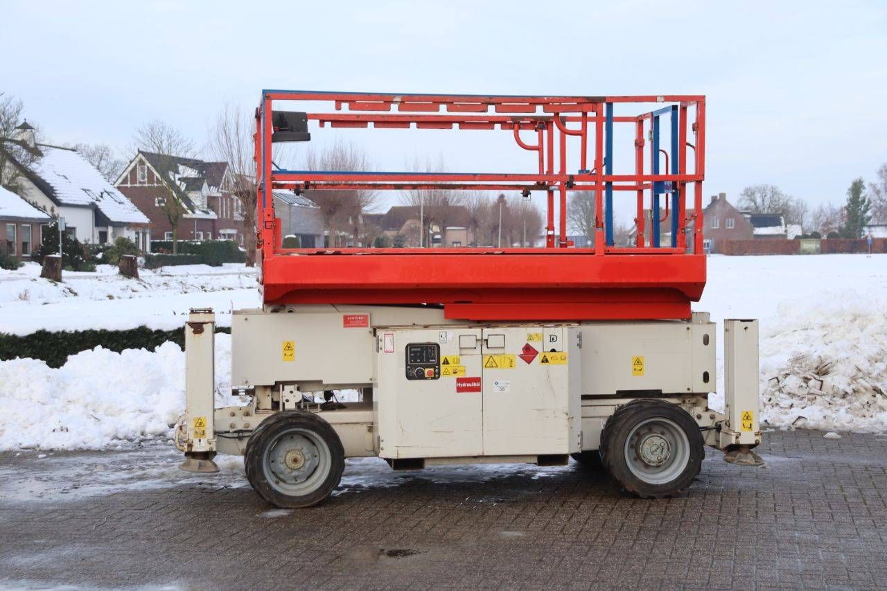 Scissor Lift Genie Diesel