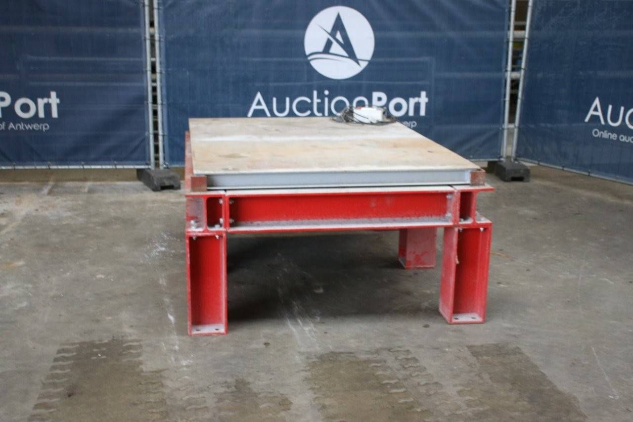 Weighing platform