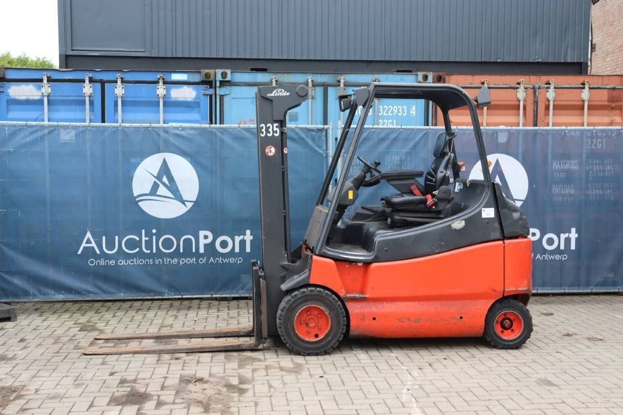 Forklift Linde E30/03/600 Electric 3000kg 3.25m 2005