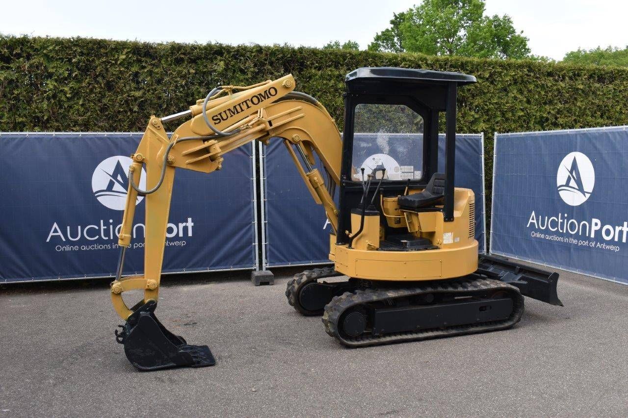 Mini digger SumiTomo S85UX2 Diesel 