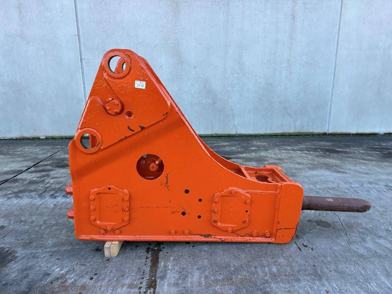 Demolition hammer NPK