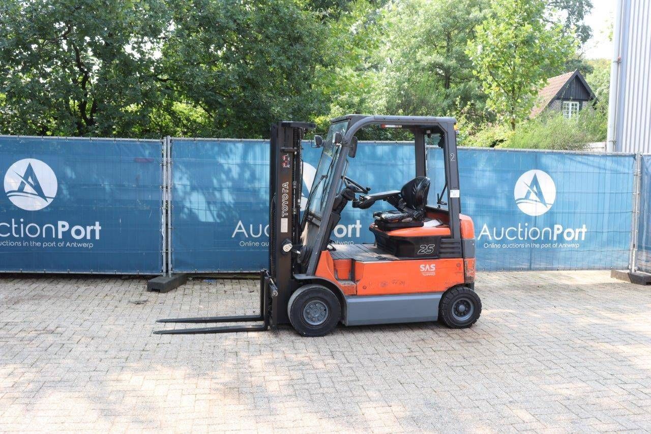 Forklift Toyota 7FBMF25 Electric 2500kg 4.7m 2011