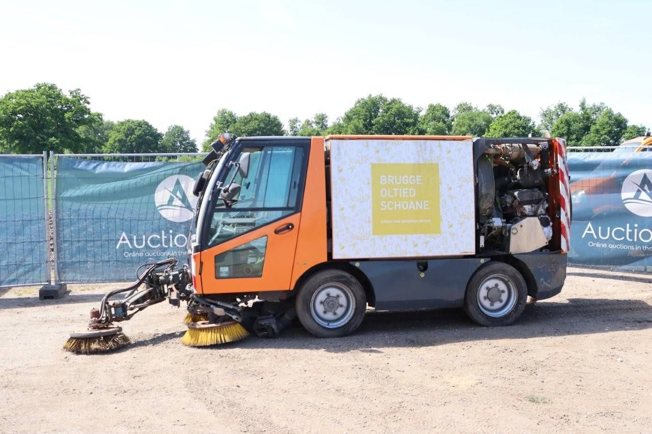 Sweeper Aebi MFH2500 Diesel 2011