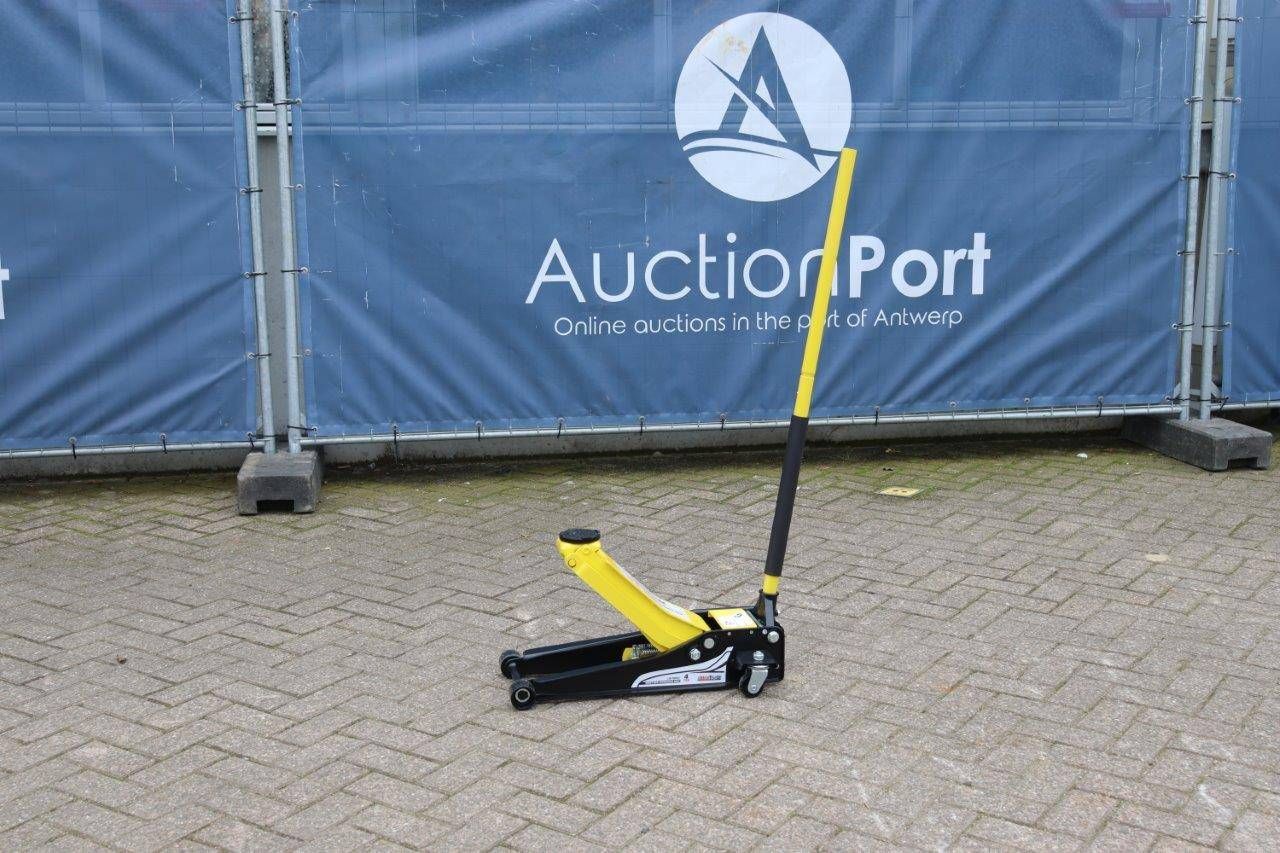 Pneumatic Garage Jack Ultra Toolz 4t New