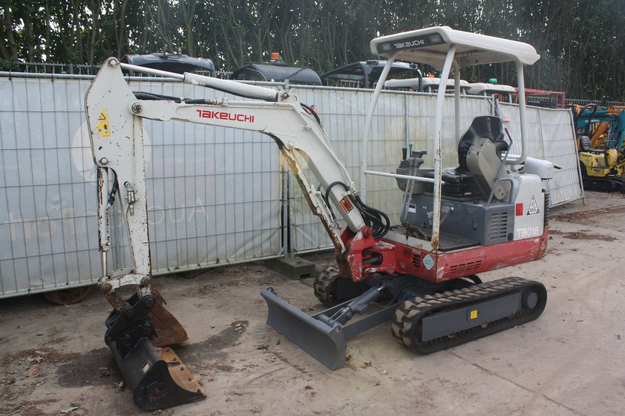 Mini excavator Takeuchi TB016 Diesel 2013