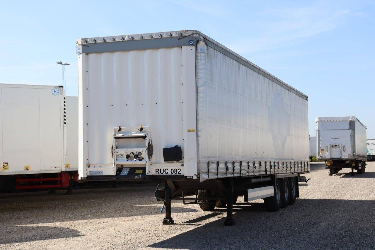 Sliding curtain semi-trailer Krone SD 2018