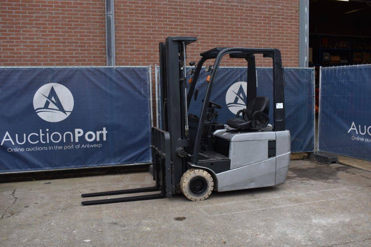 Chariot élévateur Nissan 1N1L18Q Électrique 1800kg