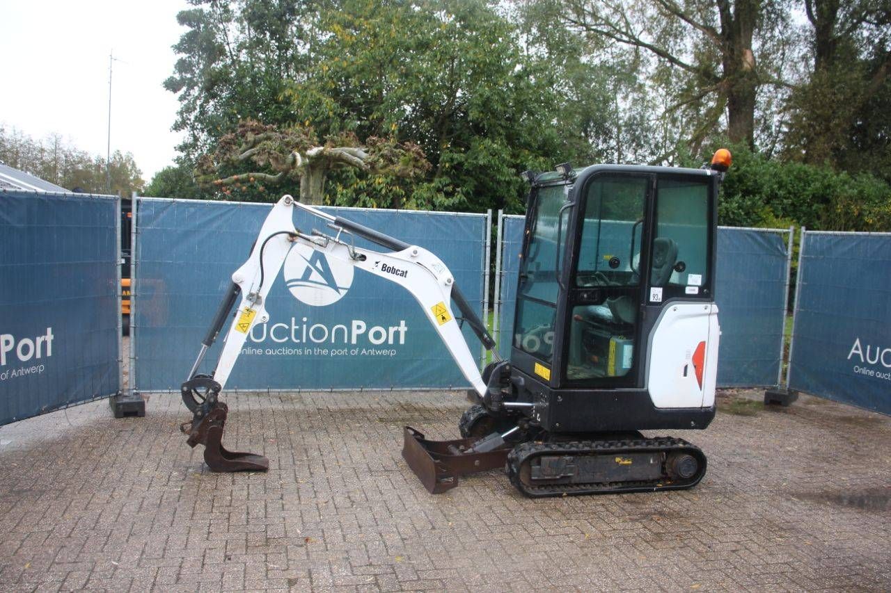 Mini excavator Bobcat E19 Diesel 10.2kW 2016