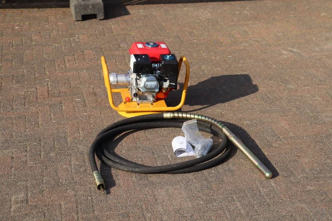 Concrete vibrator needle Petrol New