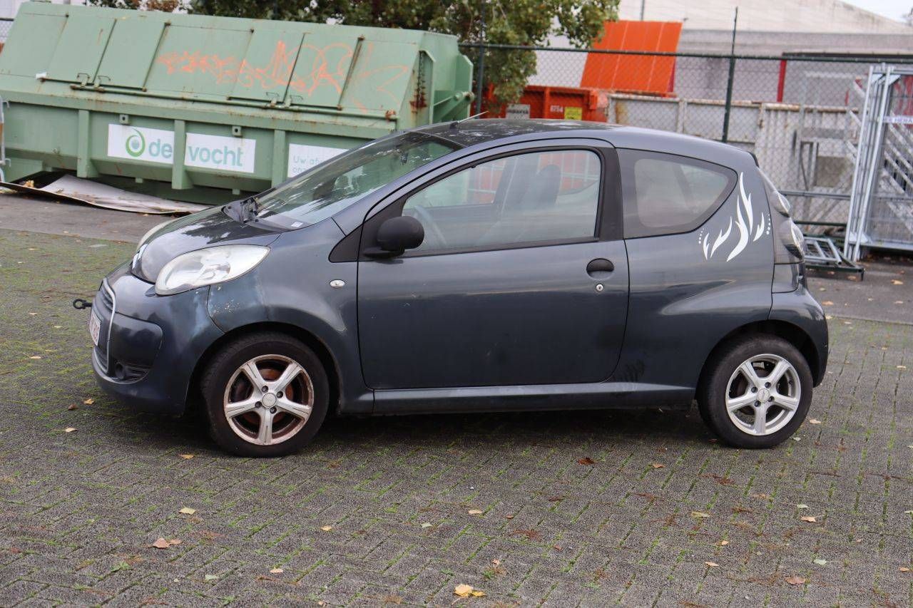 Passenger car Citroen C1 Petrol 68hp 2011 (Margin)