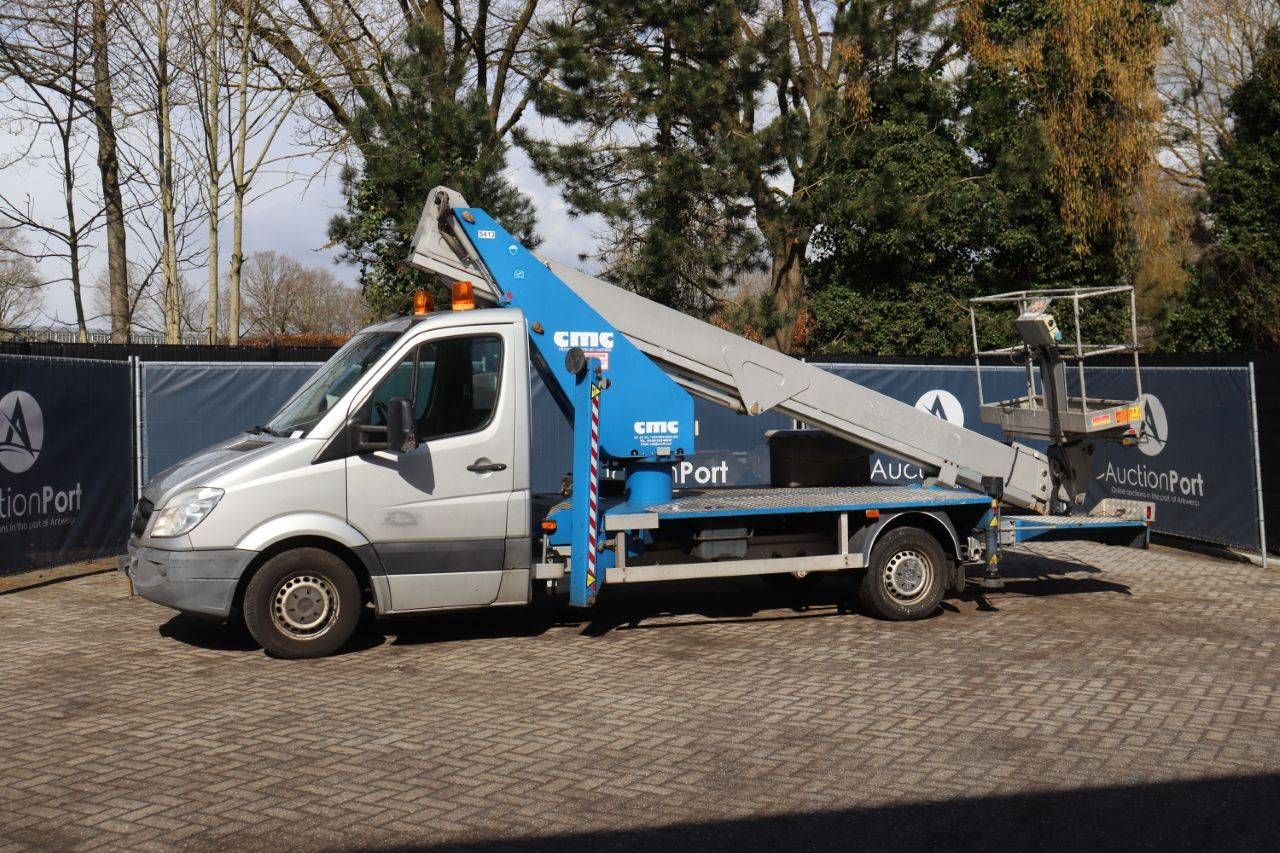 Vehicle-mounted aerial platform Mercedes-Benz Sprinter Diesel 95hp 2013