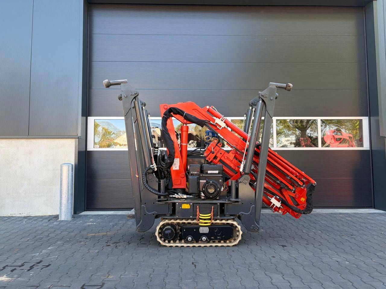 Van Bouwel Idefix 2510/2S2 Crane Electric + Petrol 11.2m 2010