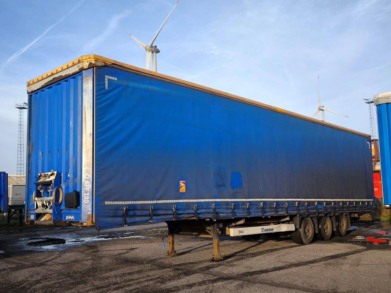Curtainsider trailer Krone SD 2013