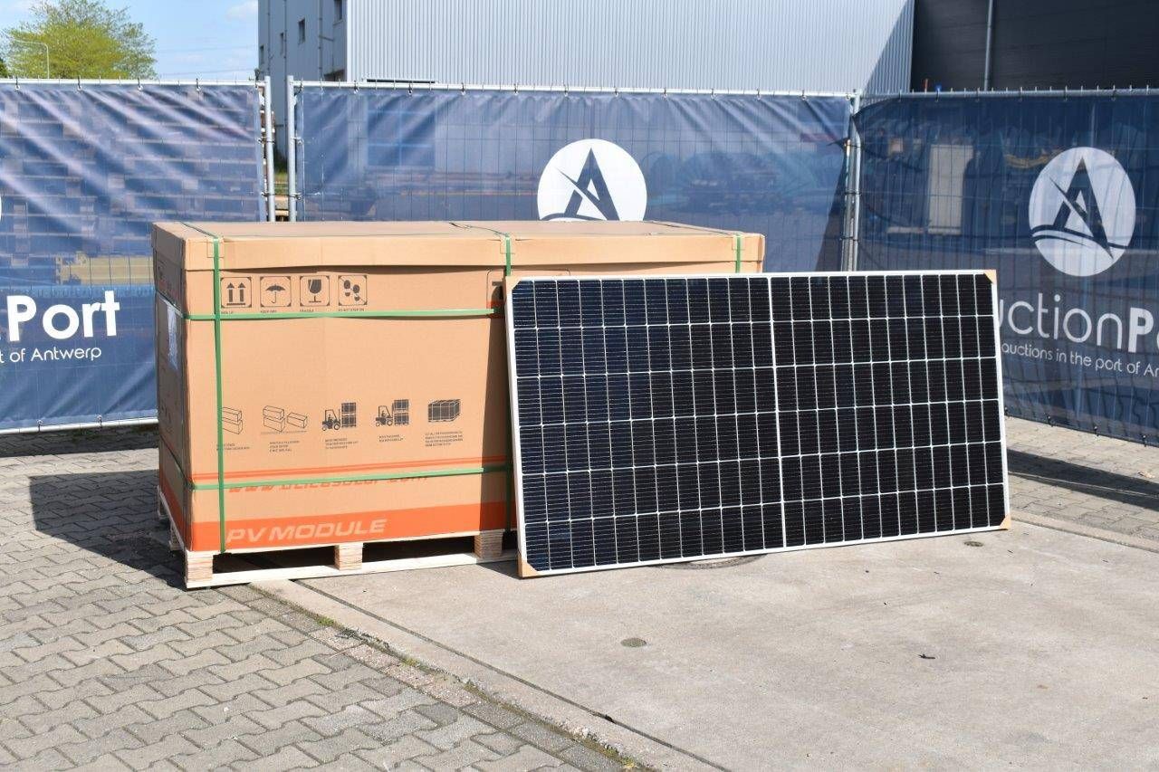 Ulica Solar UL-550M-144HV Solar Panels 10 Pieces New