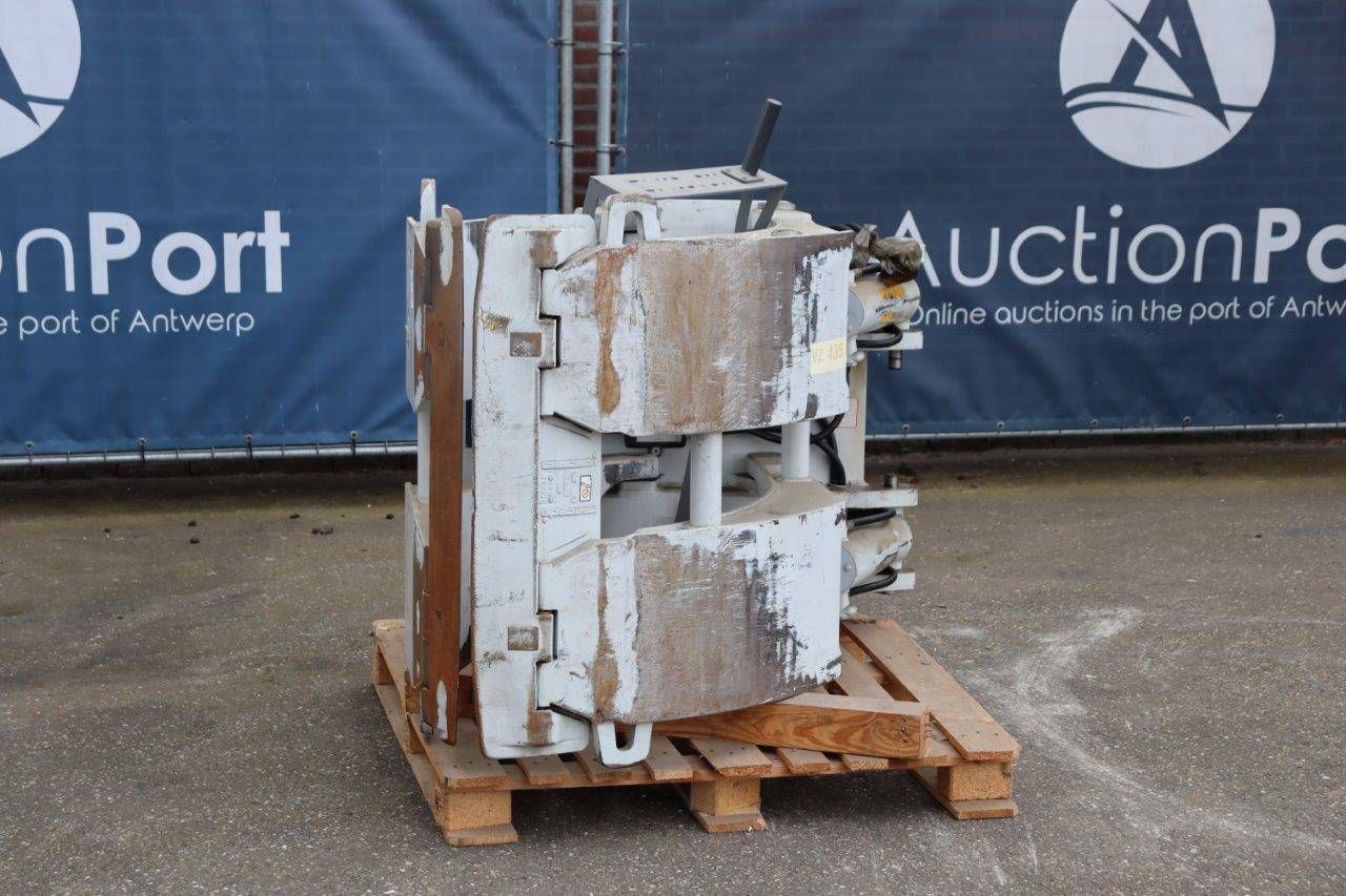 Paper clamp Cascade 77F 3500kg 2006