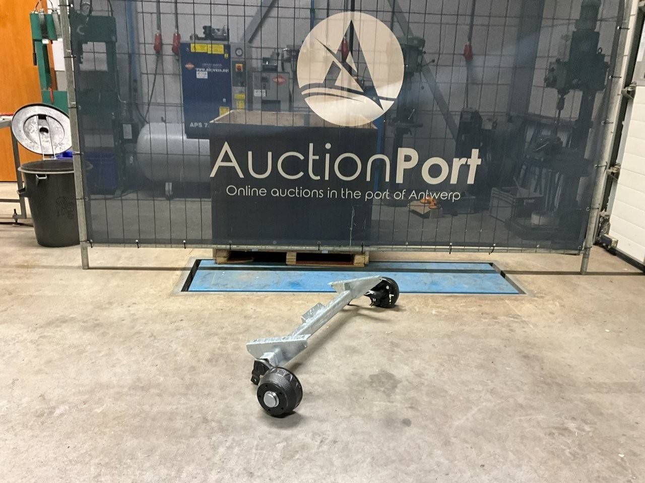 As Knott New