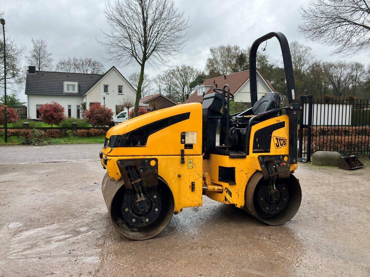 Vibratory roller JCB VMT260 Diesel 32hp 2008