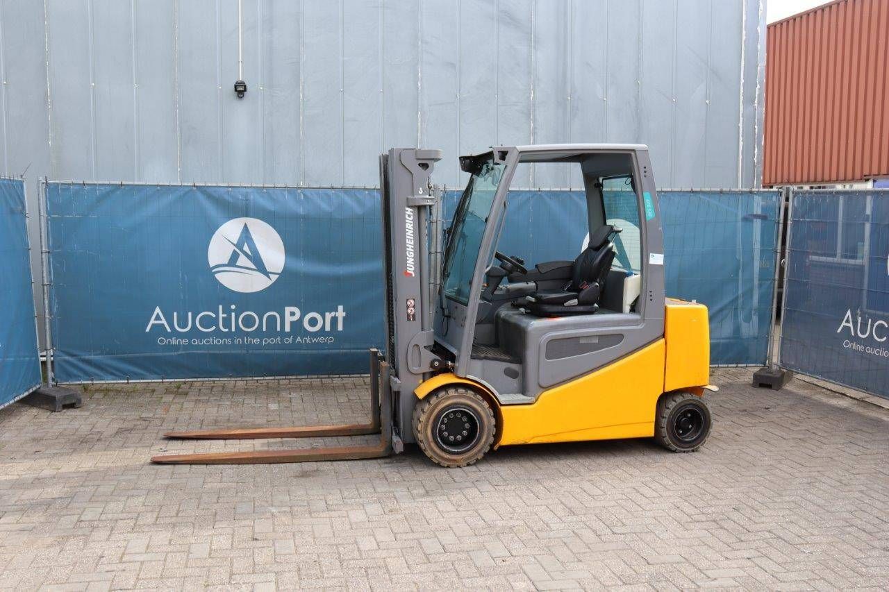 Forklift Jungheinrich EFGS30 Electric 3000kg 2016