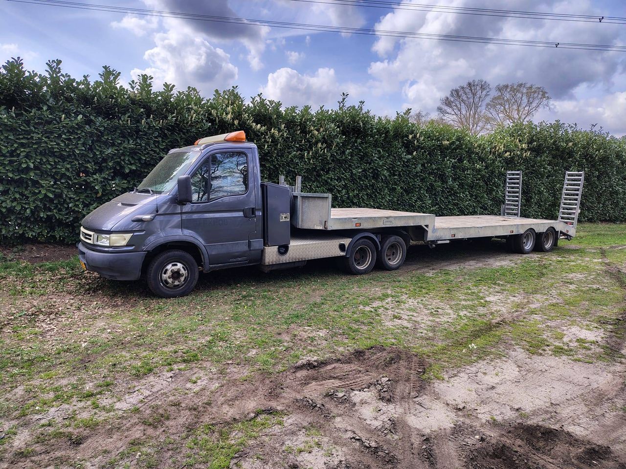 Combinazione BE Iveco Daily 3.0 Diesel 170 CV 2005 con semirimorchio ribassato