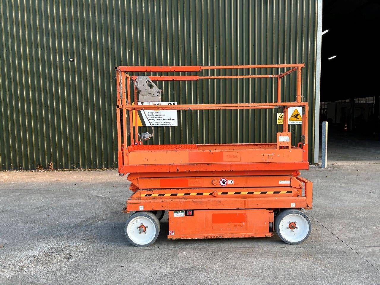 Scissor Lift Skyjack SJ III 3220 Electric 8.1m 2015