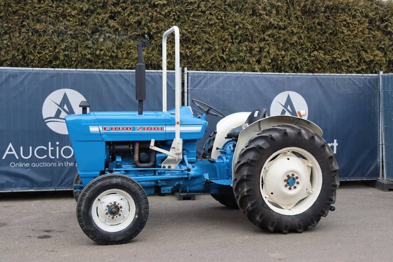 Tractor Ford 2000 Diesel (Margin)