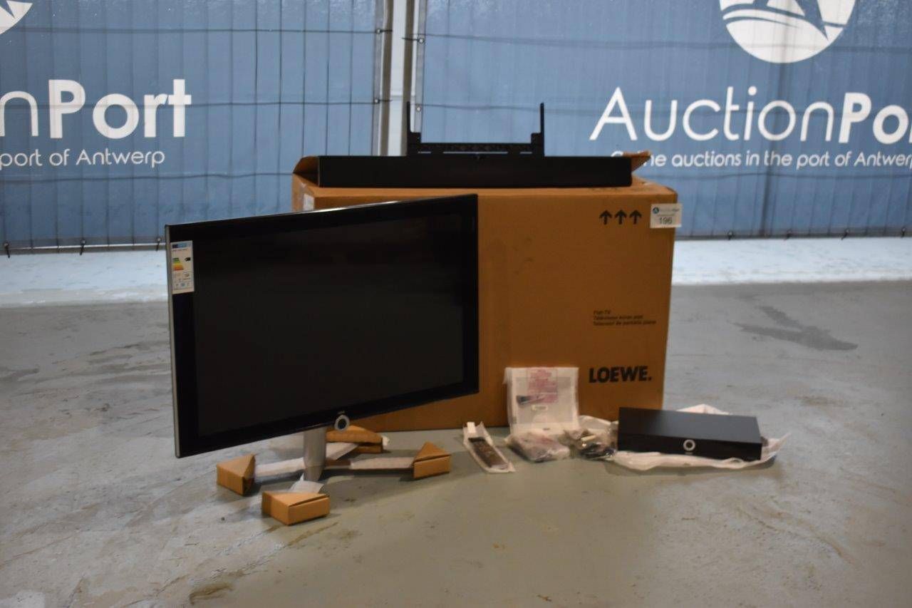 Loewe Individual 40 inch screen New