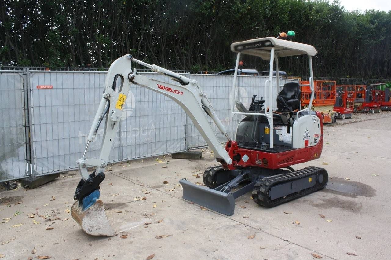 Mini excavator Takeuchi TB216 Diesel 11.5kW 2018