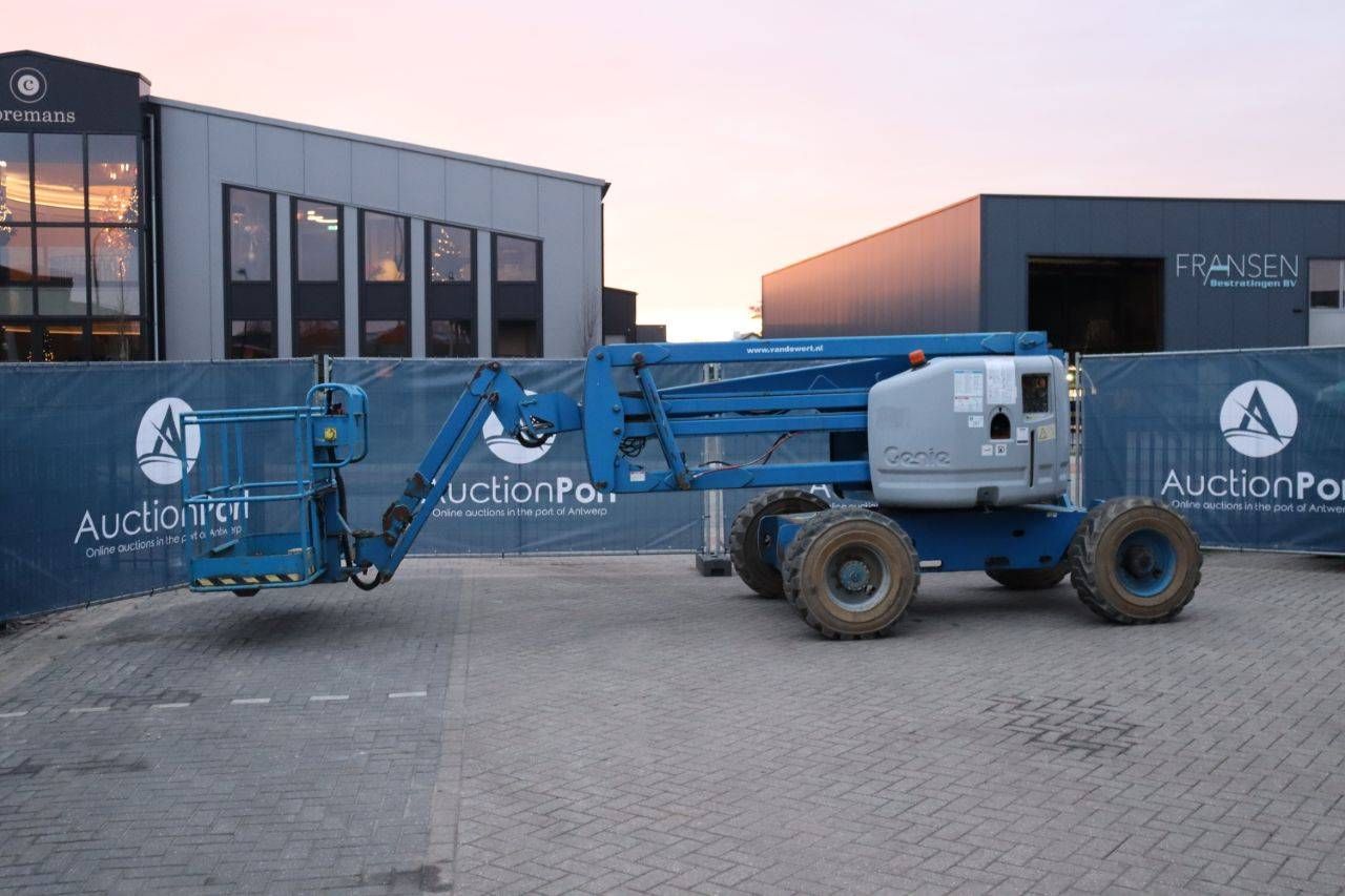 Genie Z45/25J Diesel 16m Articulated Boom Lift 2000