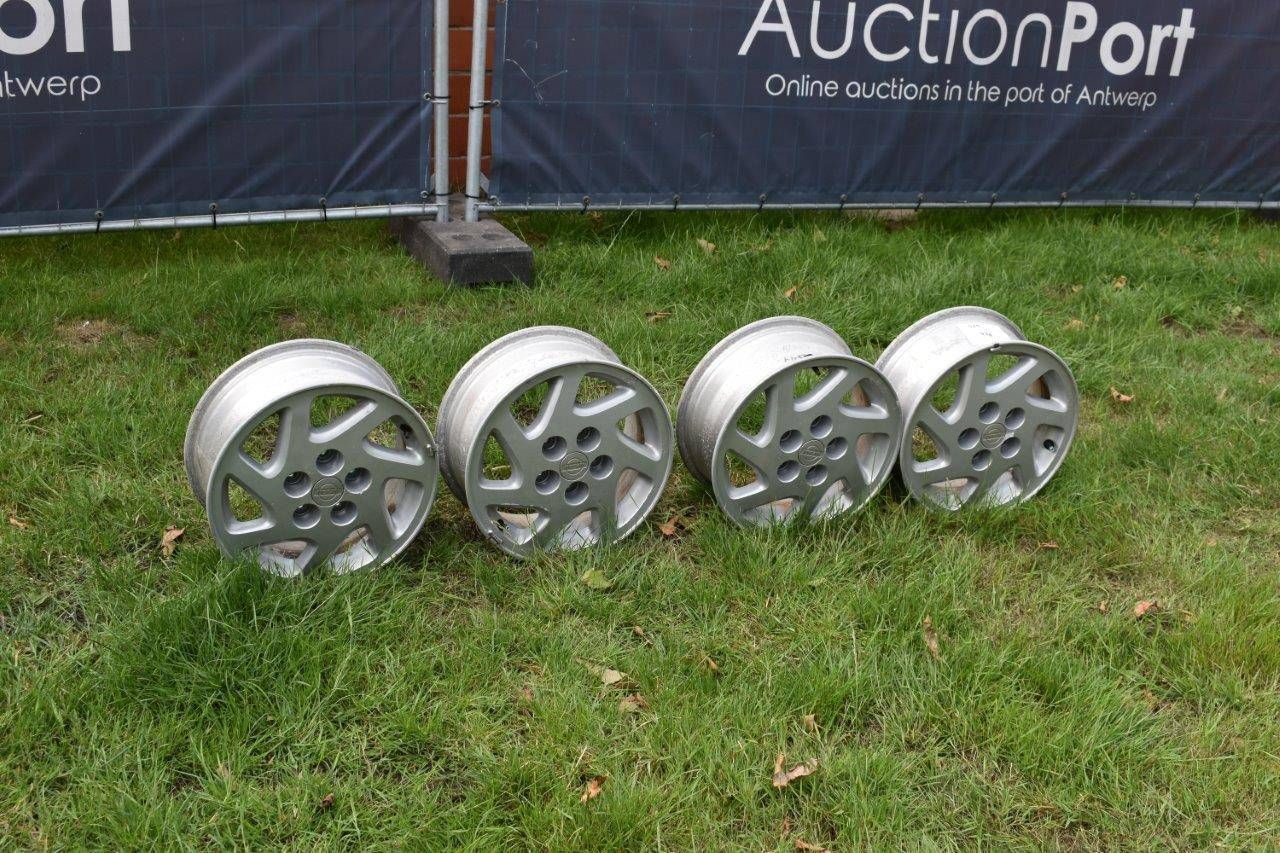 Set of rims Nissan 15x6.5JJ