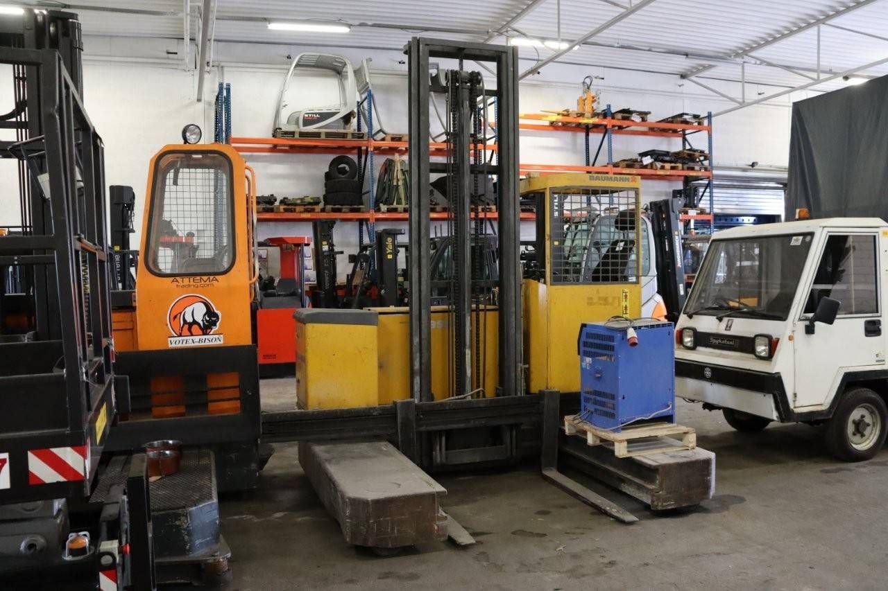 Side loader Baumann EVU25 Electric 2500kg 4.5m 1998