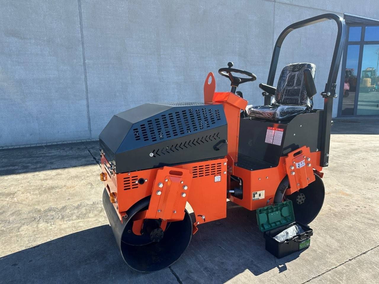 Tandem roller Kul DR-2700