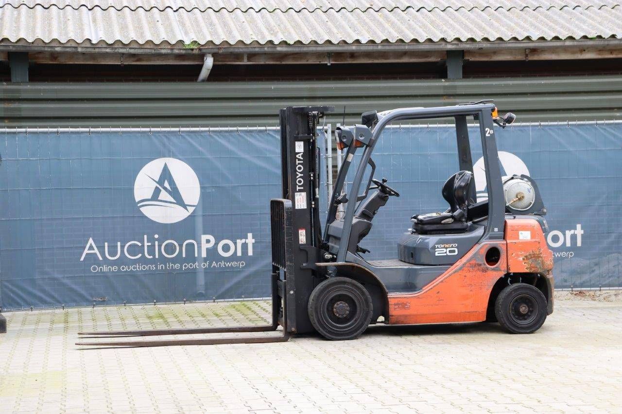 Forklift Toyota 02-8FGF20 LPG 2000kg