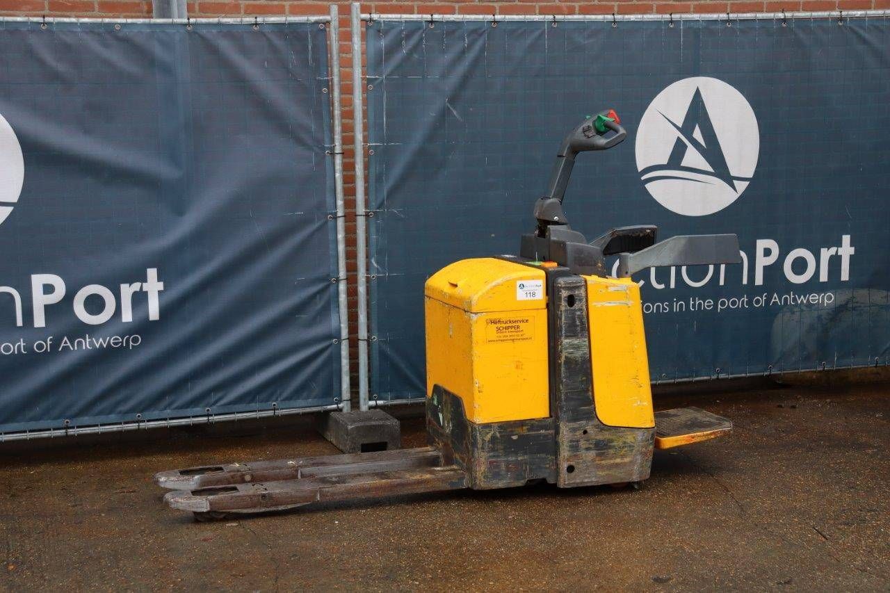 Pallet truck Jungheinrich ERE 20 Electric 2000kg