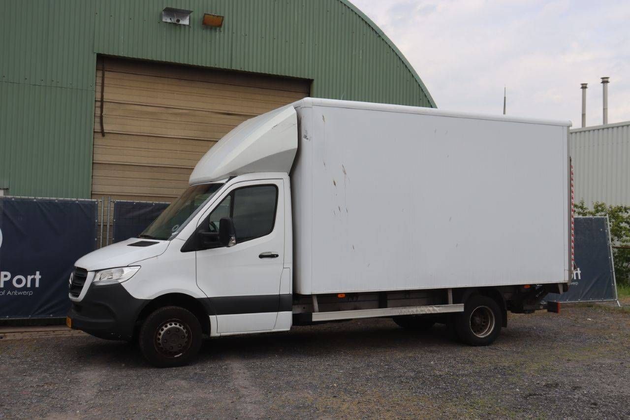 Box truck Truck Mercedes-Benz Sprinter Diesel 143hp 2021
