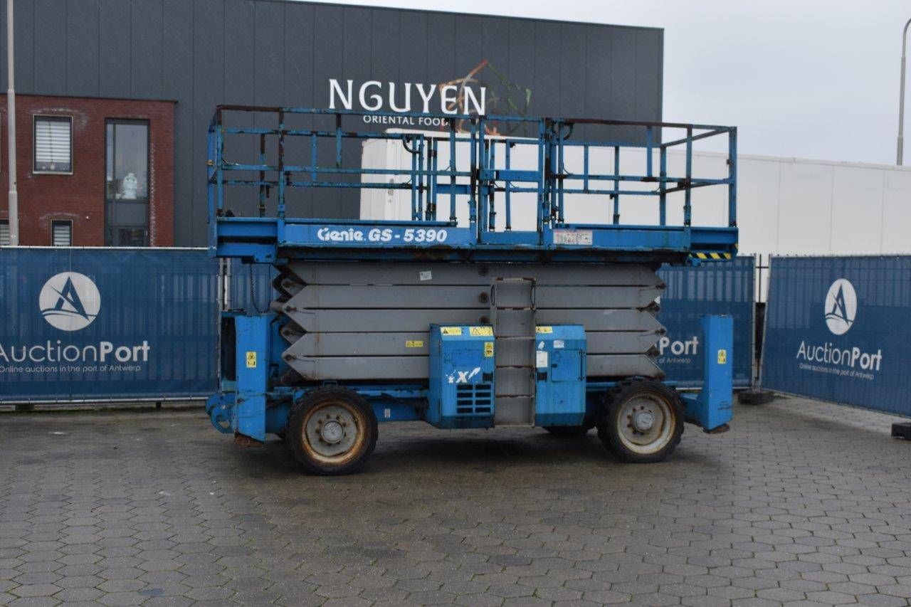 Scissor lift Genie GS-5390 18.15m Diesel