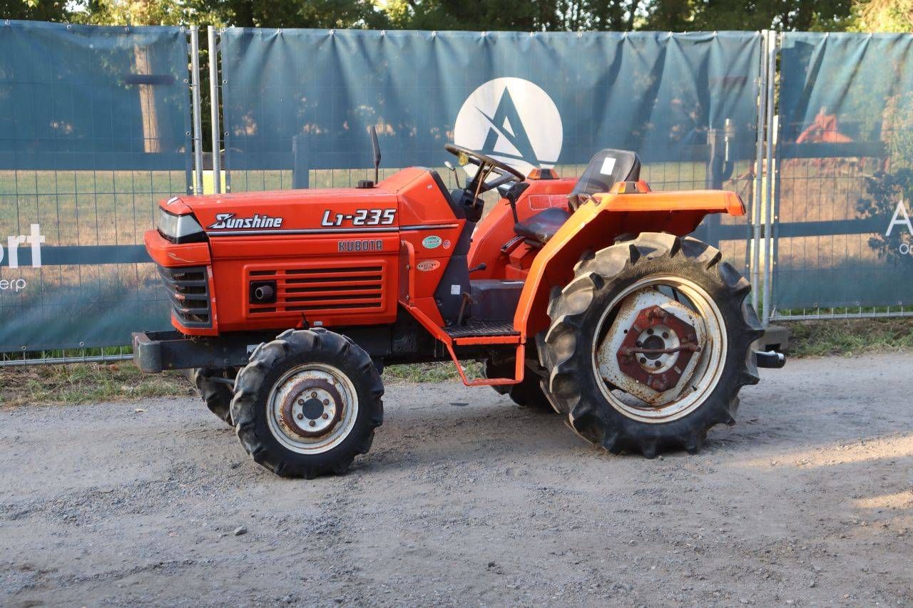 Kleintraktor Kubota L1-235 Diesel 23 PS