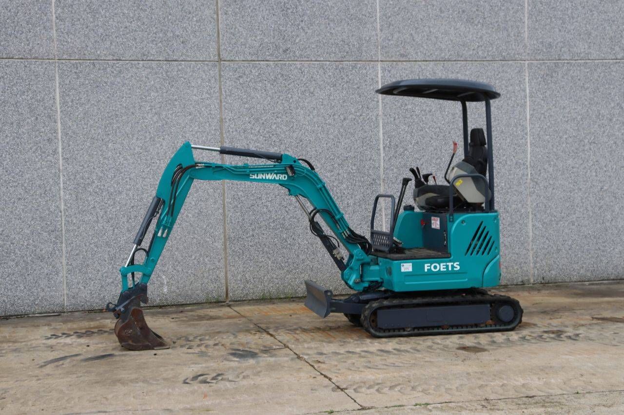Mini escavadeira Sunward SWE18UF Diesel 13,4kW 2020