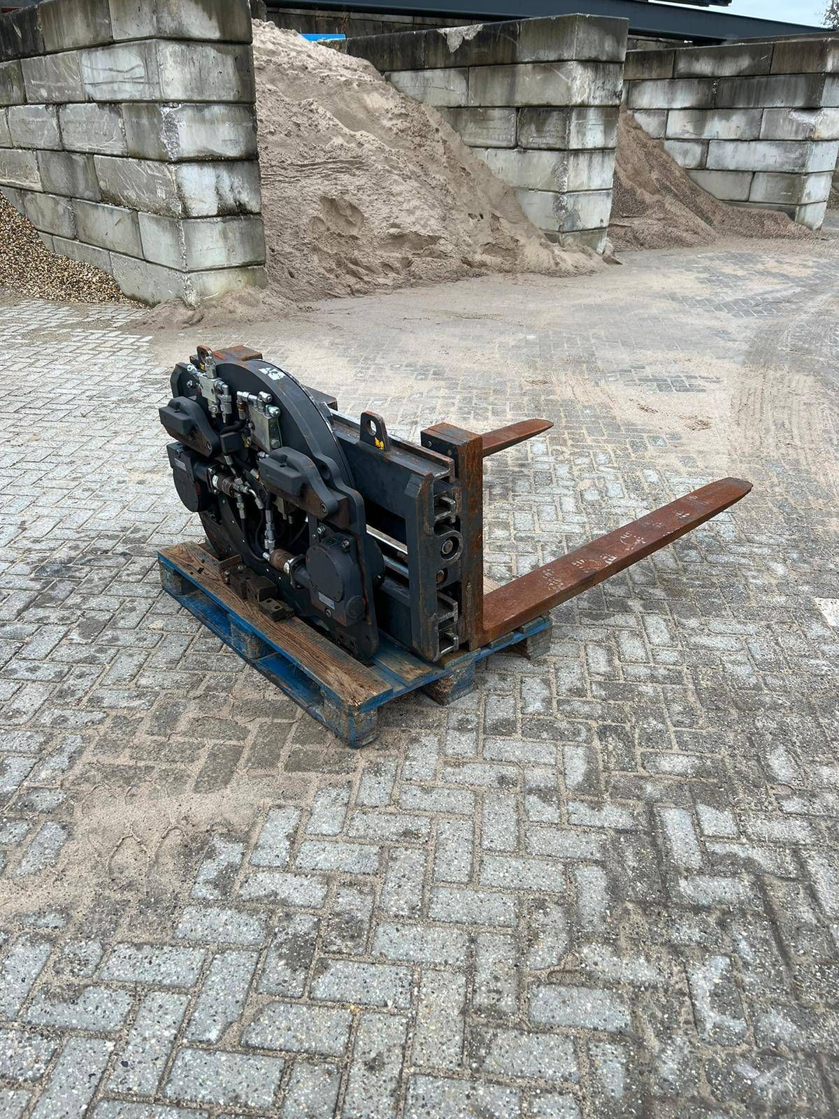 Box tilter/Rotator FEM3