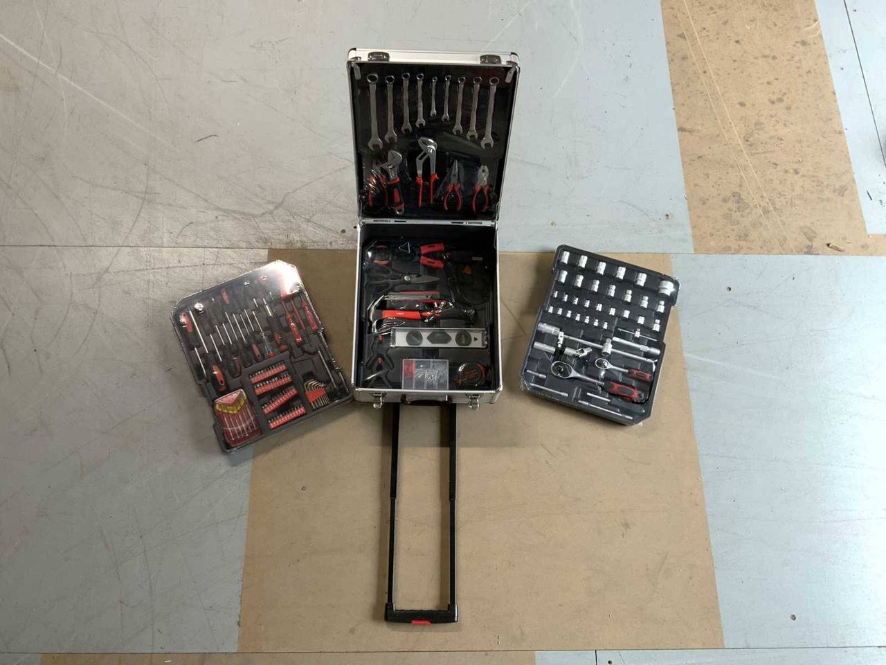 JD Tool Trolley with Tools New