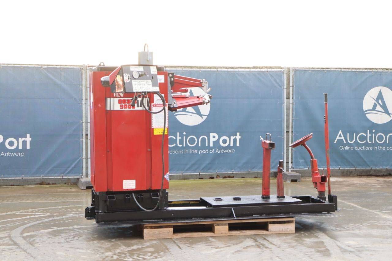Tire changer Coats 9000