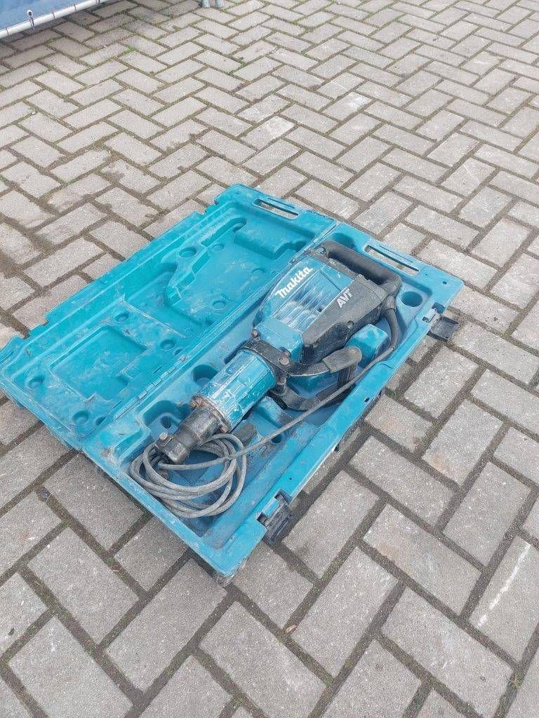 Makita HM1317C hammer drill