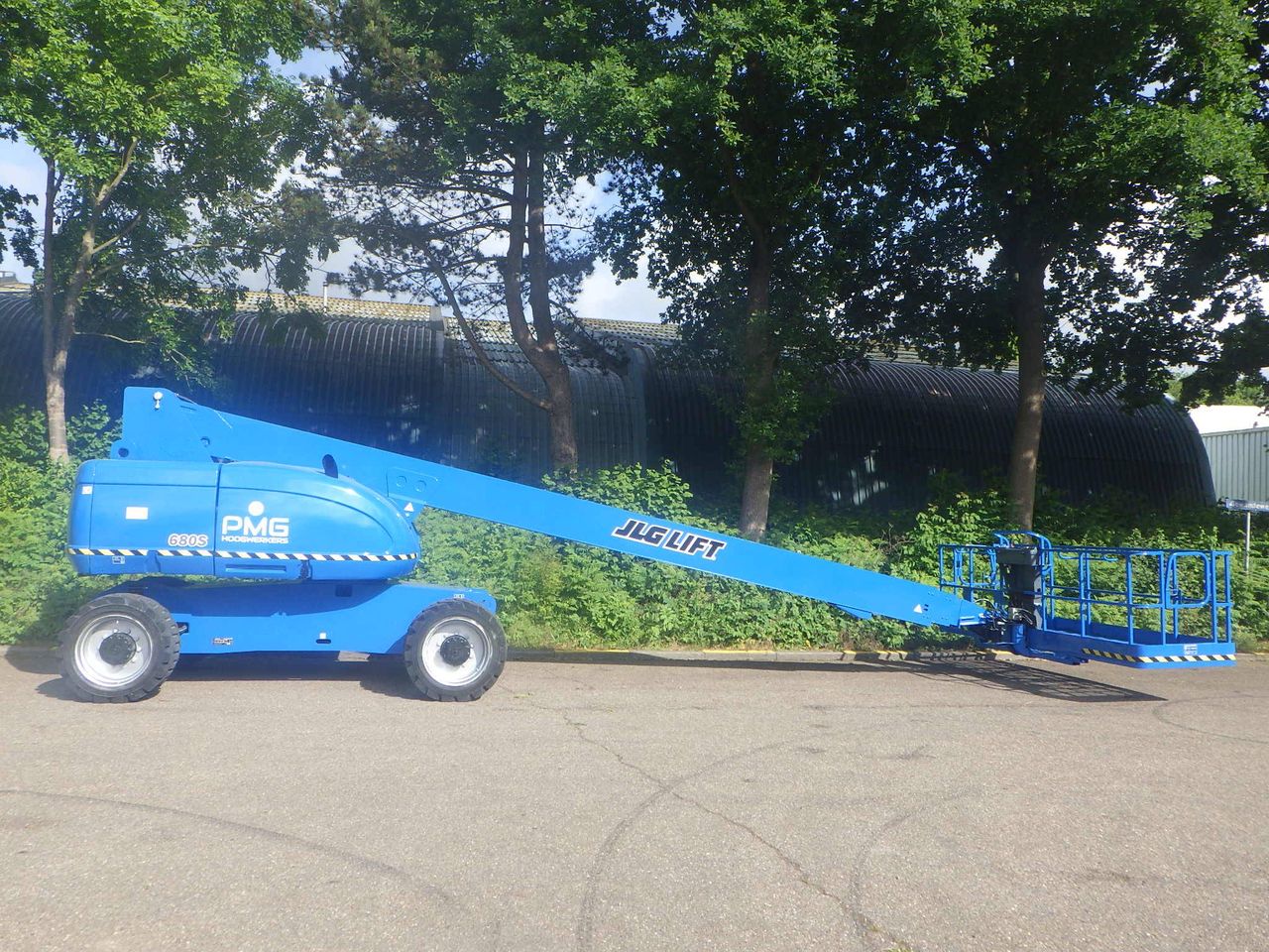 Telescopic boom lift JLG 680S Diesel 22.73m 2008