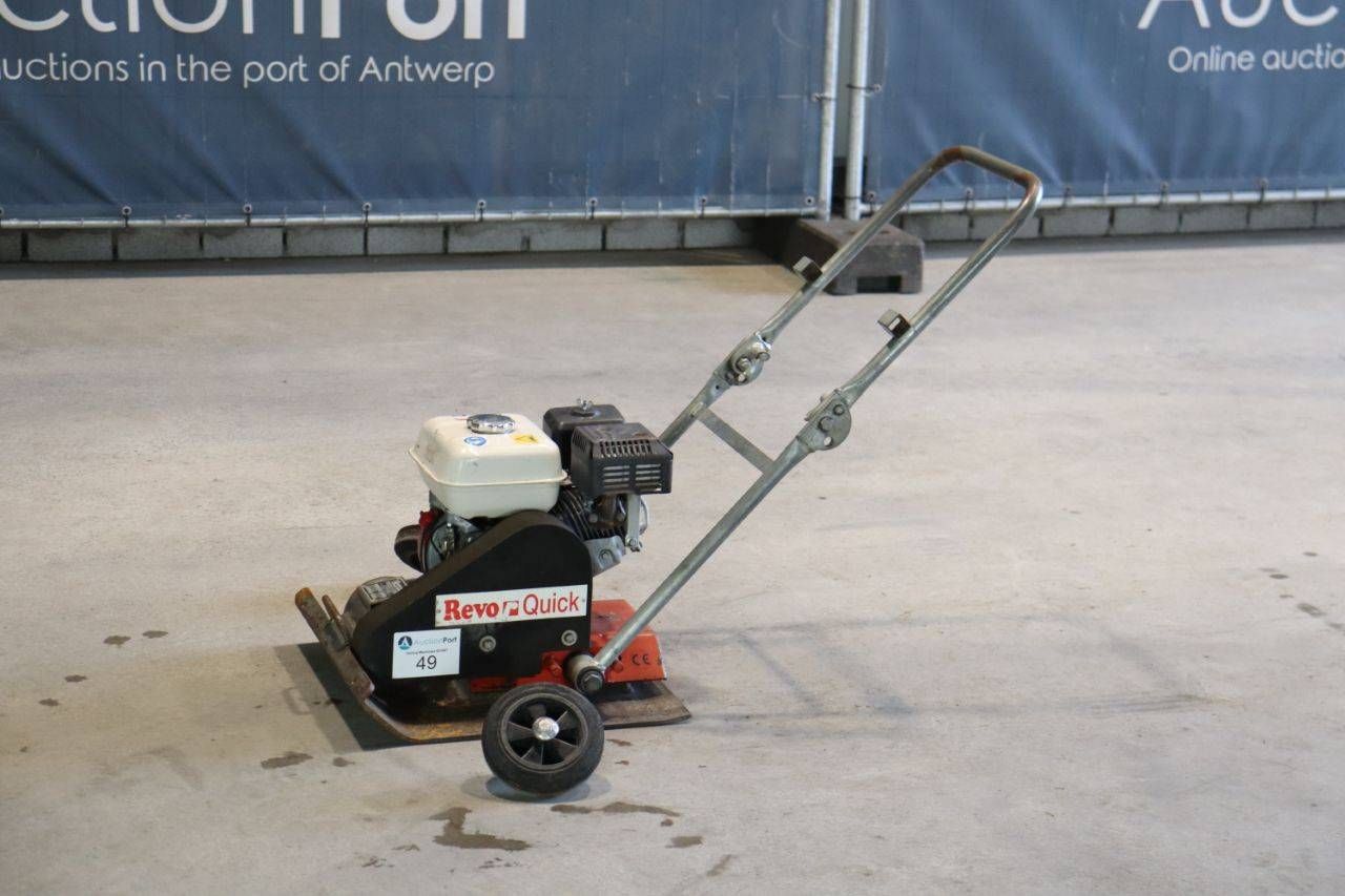 Vibrating plate Nemaco Revo Quick Petrol 5.5 hp 2006