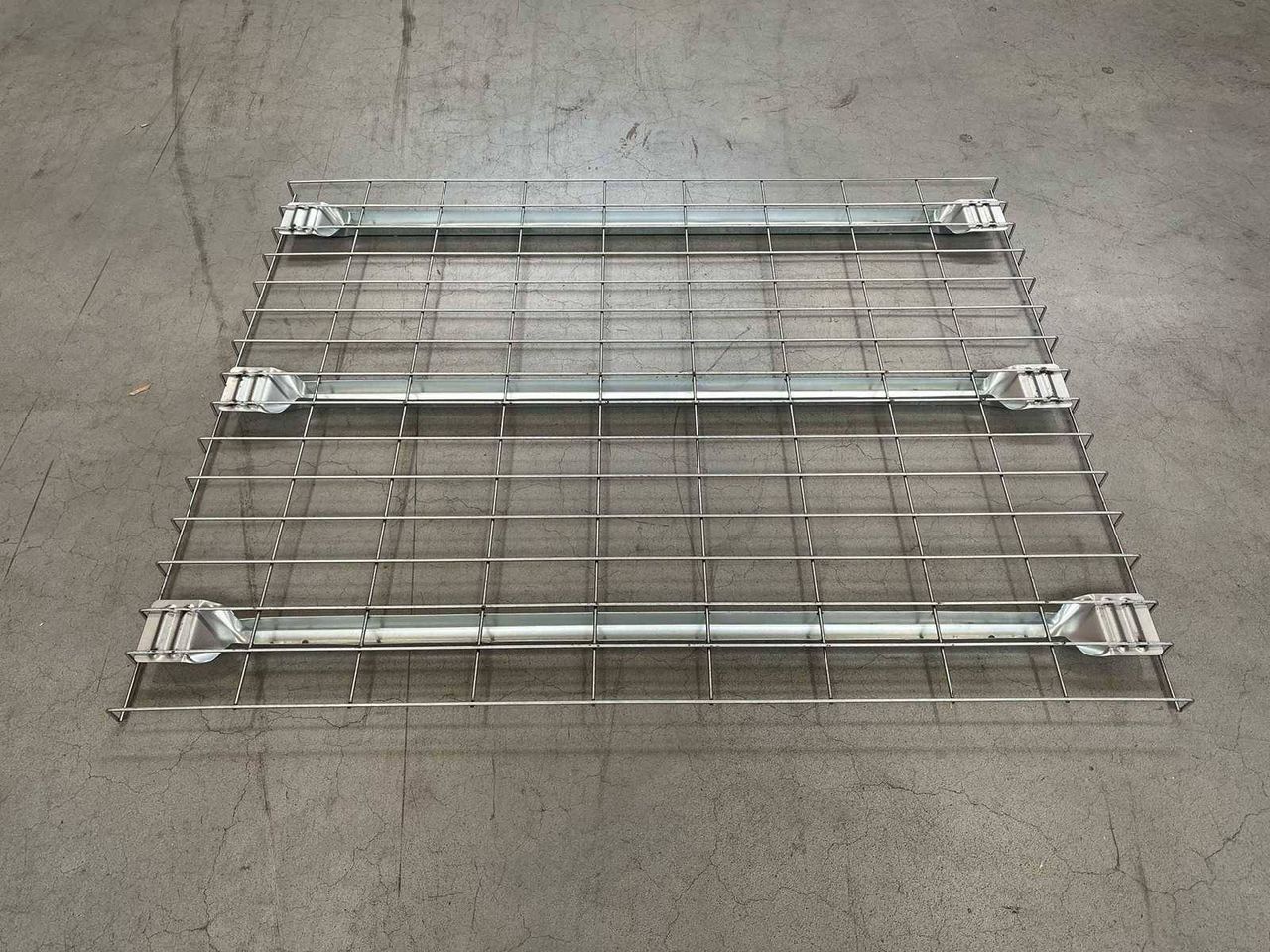 Wire rack 1100 x 880 mm 500kg 106x New