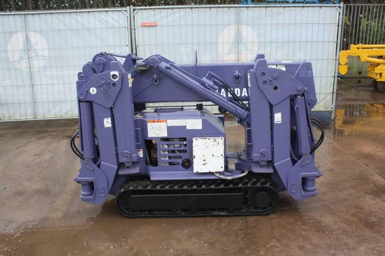 Maeda MC-205 Diesel Crane 2500kg 7m 2013