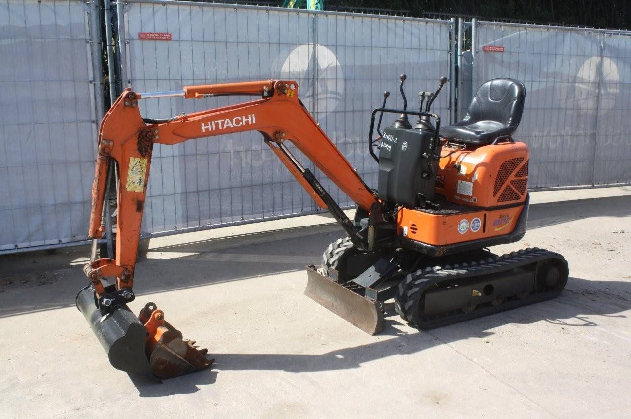Mini excavator Hitachi ZX10U-2 Diesel 9.5kW 2014